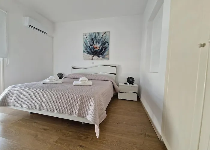 3 Bedroom Apartment, Natalia Centre, By Imh Europe Travel & Tours * Paphos