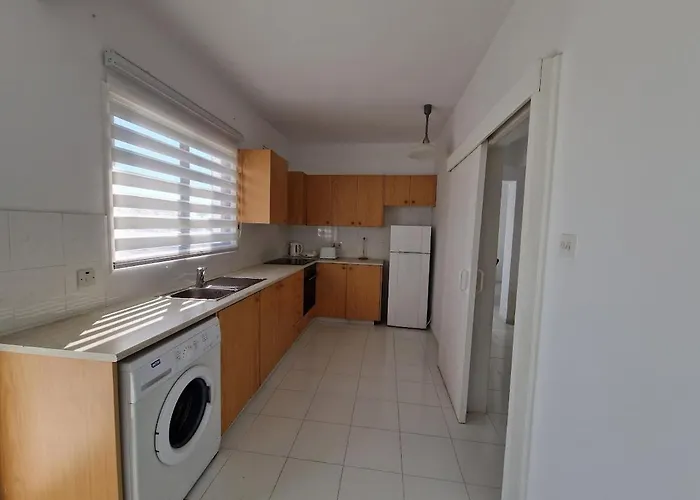 3 Bedroom Apartment, Natalia Centre, By Imh Europe Travel & Tours Lejlighed *