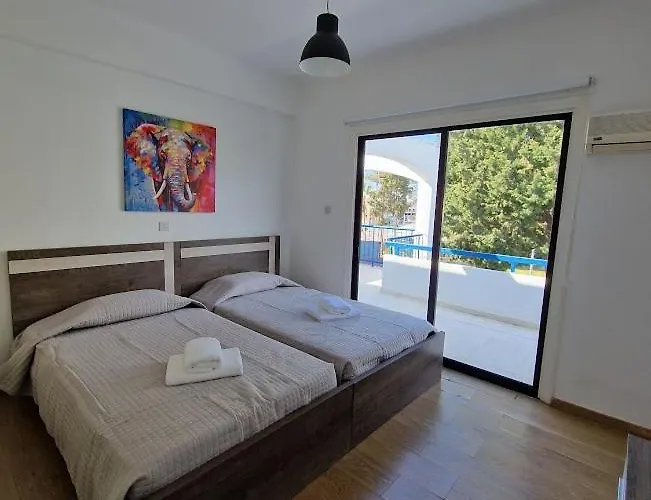 3 Bedroom Apartment, Natalia Centre, By Imh Europe Travel & Tours * Paphos