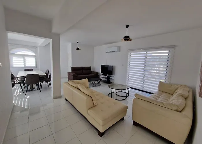 3 Bedroom Apartment, Natalia Centre, By Imh Europe Travel & Tours Apartamento *