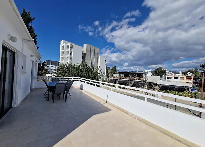 Apartamento 3 Bedroom Apartment, Natalia Centre, By Imh Europe Travel & Tours